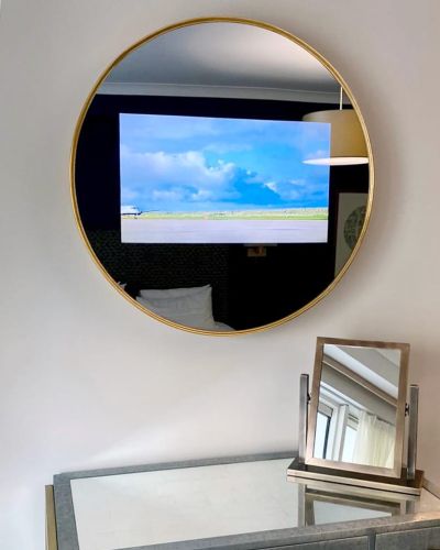 Slimline-Round-TV-Mirror