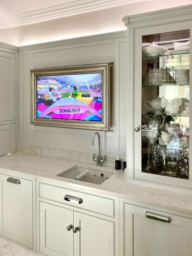 Overmantels_Picture-Frame-TV-Mirror