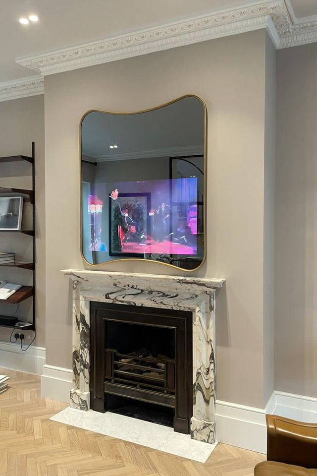 Slimline-Curvy-TV-Mirror-over-recess